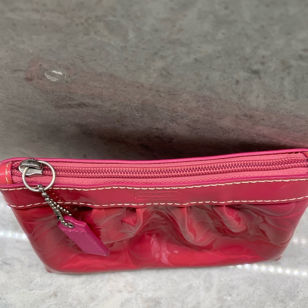 Coach Pouch - Picture 4 of 5